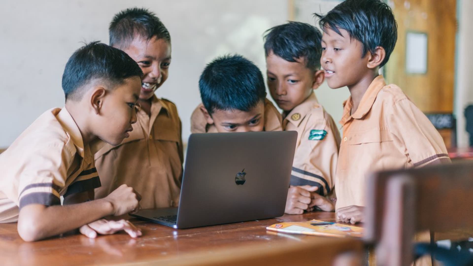 Selamat Datang di SMK Uji MSDVECFJ